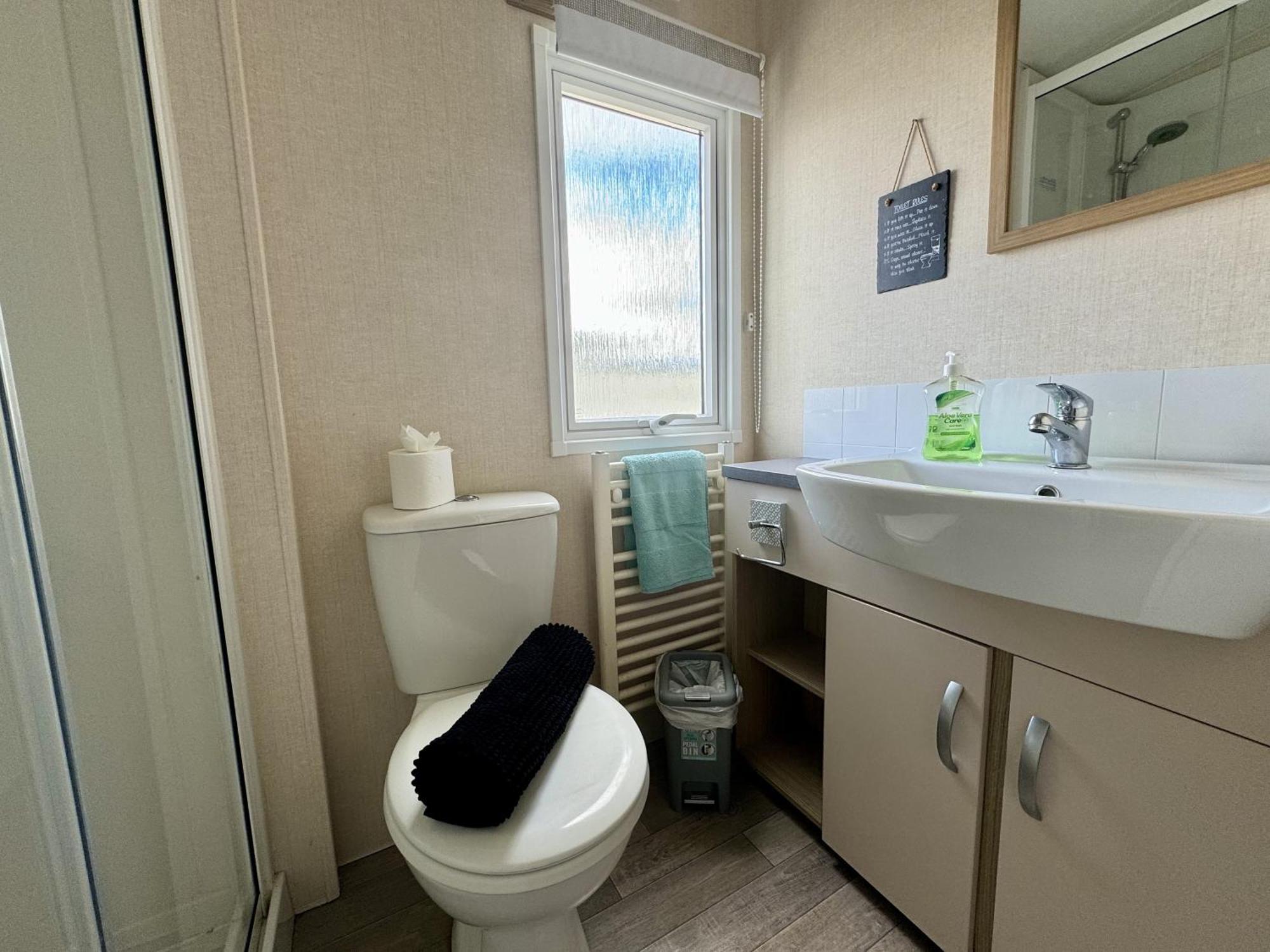 New Sea View Platinum Caravan With Huge Decking Newcastle upon Tyne Eksteriør billede