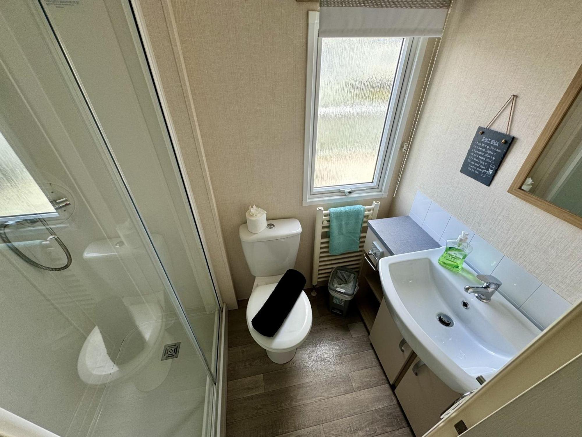 New Sea View Platinum Caravan With Huge Decking Newcastle upon Tyne Eksteriør billede