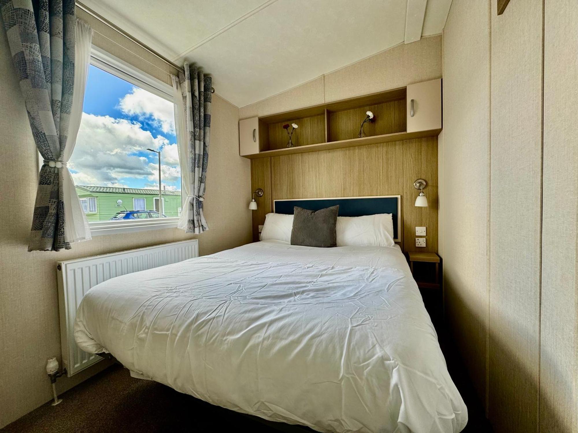 New Sea View Platinum Caravan With Huge Decking Newcastle upon Tyne Eksteriør billede