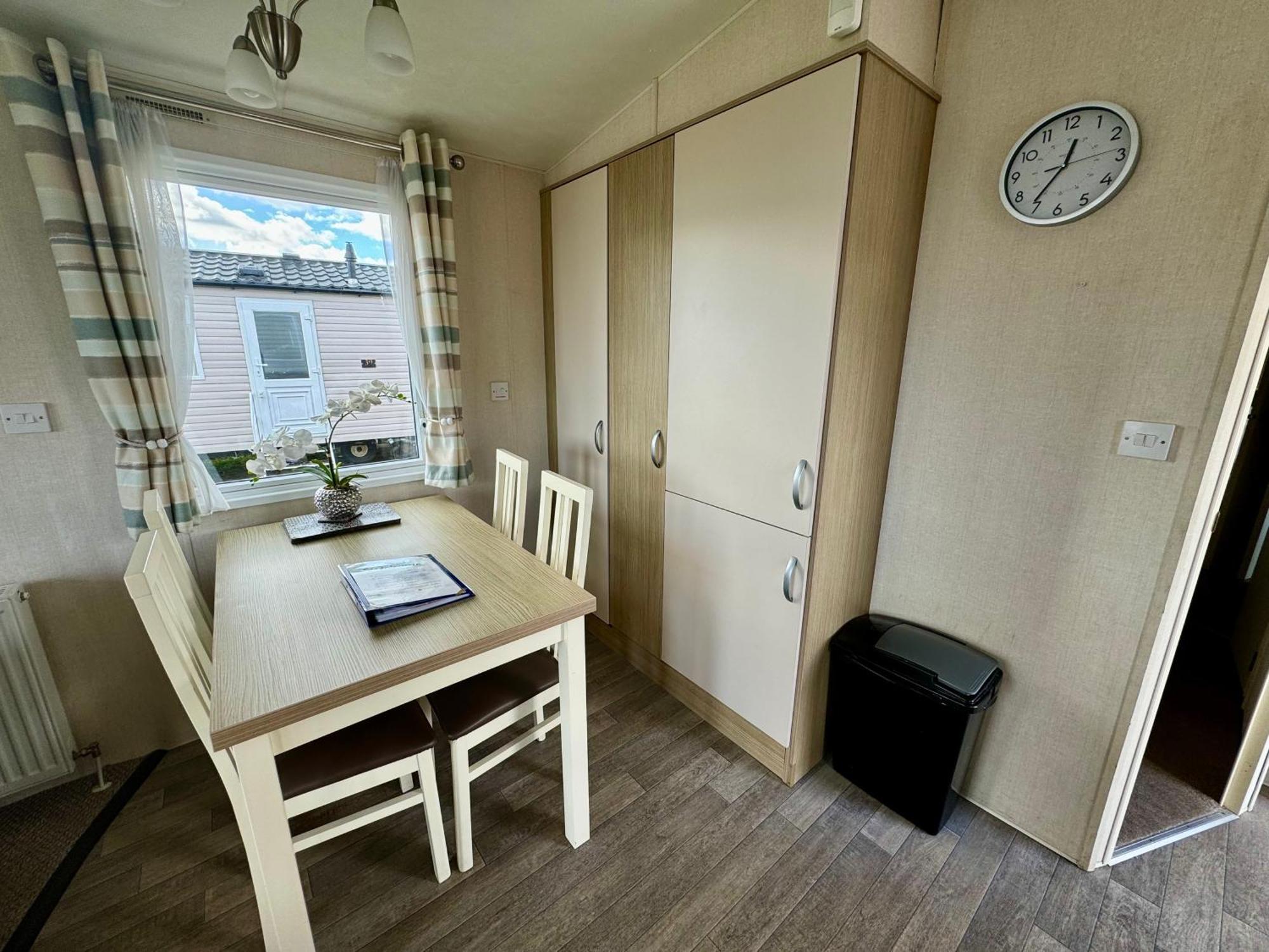 New Sea View Platinum Caravan With Huge Decking Newcastle upon Tyne Eksteriør billede